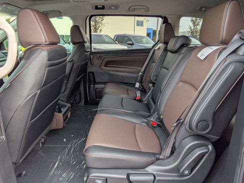 New 2026 Honda Odyssey Elite image 17