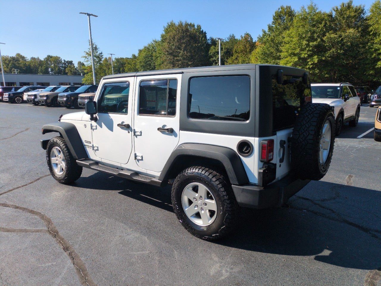 Used 2016 Jeep Wrangler Unlimited Sport w/ Quick Order Package 24S AWD/4WD image 6