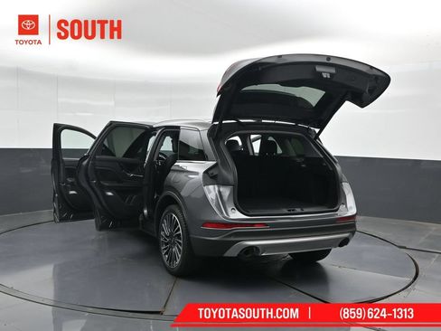 Used 2021 Lincoln Corsair Reserve w/ Elements Package AWD/4WD image 59