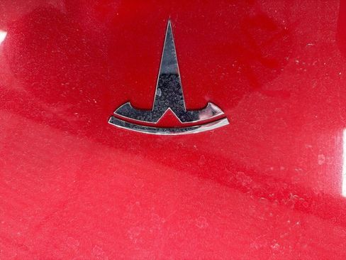 Used 2023 Tesla Model Y Long Range image 36