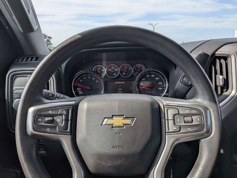 Used 2022 Chevrolet Silverado 1500 Custom w/ Safety Confidence Package RWD image 19