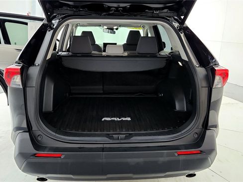 Certified 2023 Toyota RAV4 XLE w/ Convenience Package image 20