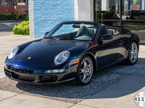 Used 2005 Porsche 911 Carrera S RWD image 24