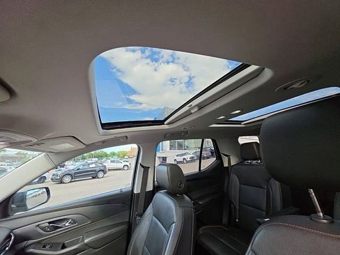Used 2021 Chevrolet Traverse Premier w/ Redline Edition AWD/4WD image 22