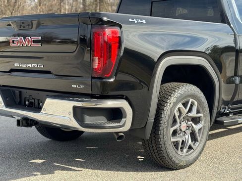 New 2026 GMC Sierra 1500 SLT w/ SLT Premium Plus Package image 15