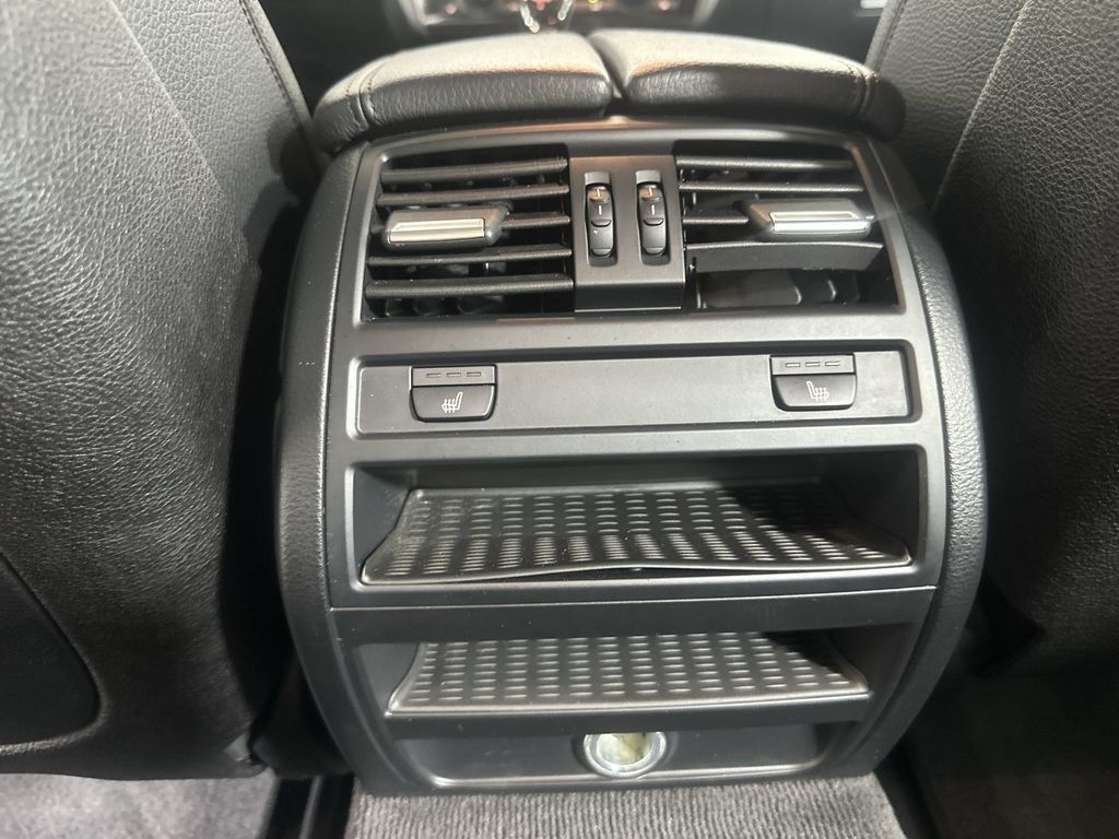 Used 2014 BMW 550i xDrive Sedan AWD/4WD image 25
