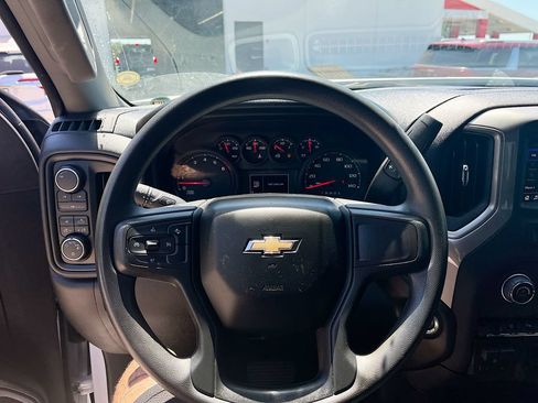 Used 2025 Chevrolet Silverado 2500 Custom w/ Custom Value Package AWD/4WD image 11