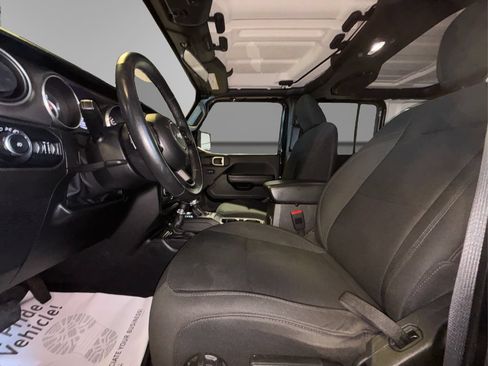 Used 2018 Jeep Wrangler Unlimited Sport AWD/4WD image 10