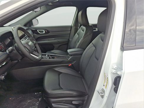 New 2026 Jeep Compass Latitude AWD/4WD image 10