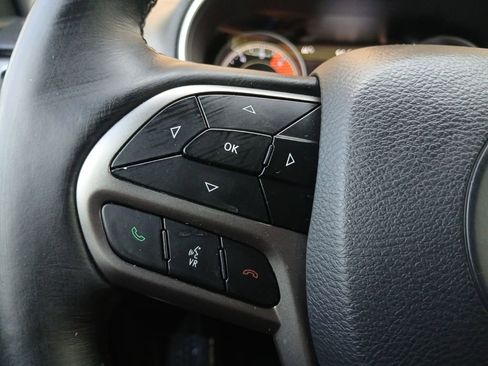 Used 2019 Jeep Cherokee Limited w/ Trailer Tow Group image 14