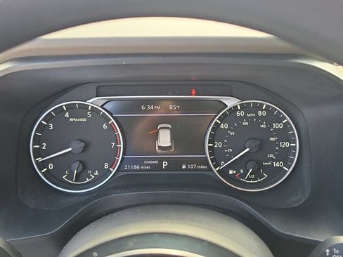 Certified 2022 Nissan Rogue SV FWD image 31