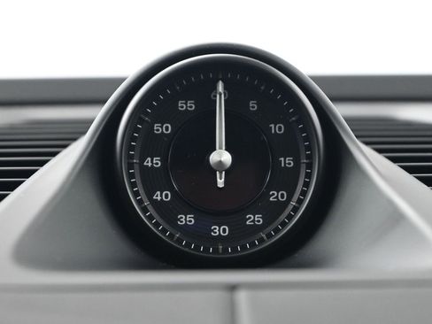 New 2026 Porsche Macan 4S Electric image 12