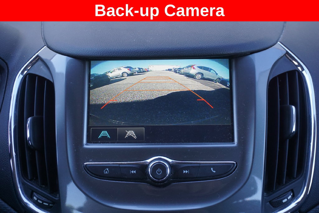 Used 2018 Chevrolet Cruze LT w/ Convenience Package FWD image 8