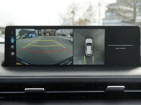 Used 2023 Genesis GV70 2.5T w/ Sport Prestige Package image 25