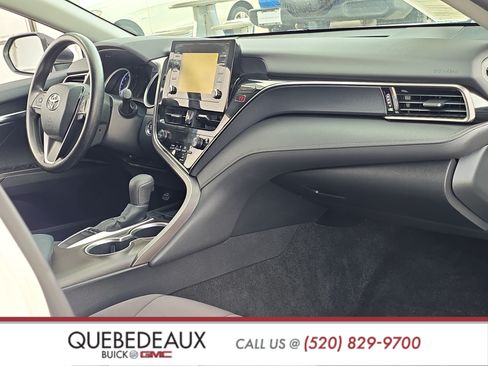 Used 2022 Toyota Camry LE w/ Convenience Package FWD image 28