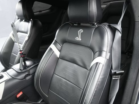 Used 2020 Ford Mustang Shelby GT500 w/ Technology Package RWD image 21