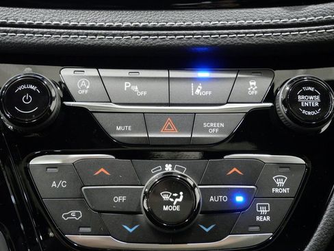 New 2026 Chrysler Pacifica Limited w/ S Appearance Package image 20