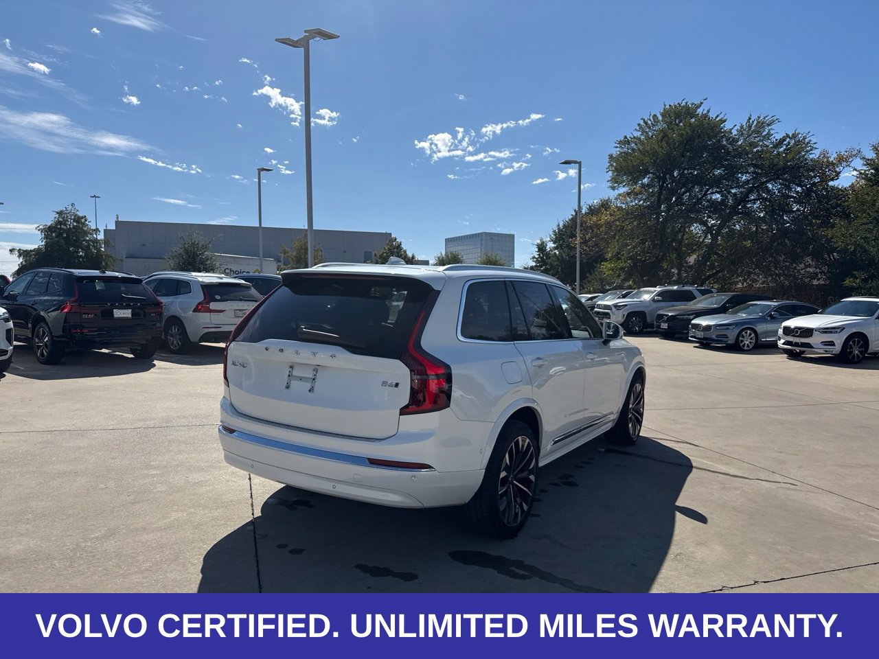 Certified 2026 Volvo XC90 B6 Plus AWD/4WD image 12