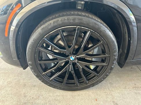 Used 2020 BMW X5 sDrive40i w/ M Sport Package RWD image 12