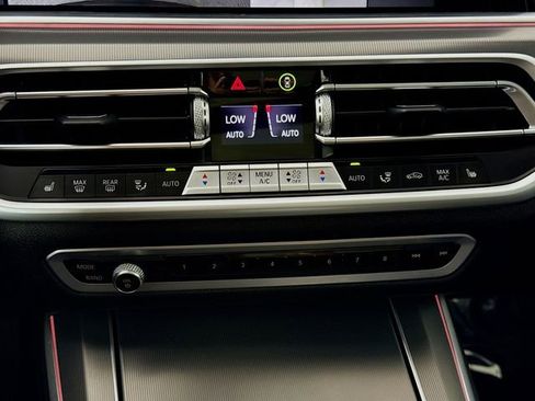 Used 2021 BMW X5 xDrive40i w/ Convenience Package image 16