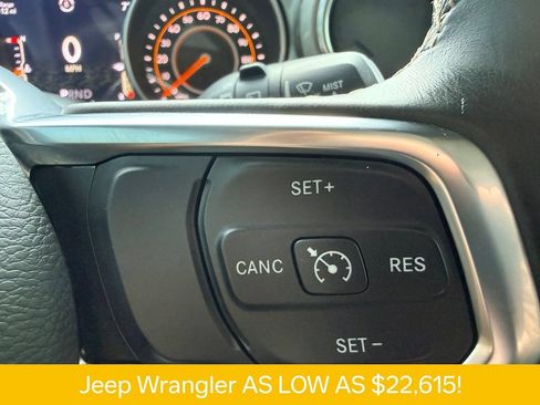 Used 2019 Jeep Wrangler Unlimited Sahara AWD/4WD image 22