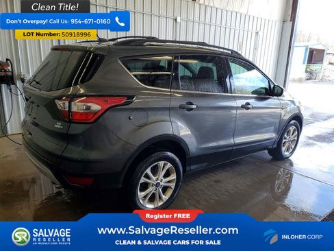 Used 2017 Ford Escape SE w/ SE Leather Comfort Package AWD/4WD image 4