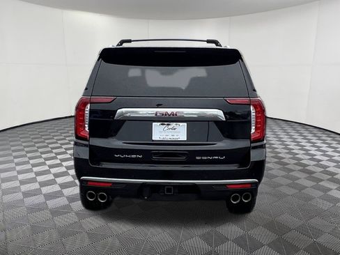 Certified 2022 GMC Yukon XL Denali image 5
