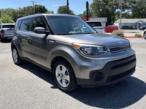 Used 2019 Kia Soul FWD image 7