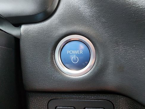 Used 2023 Toyota Tundra Platinum AWD/4WD image 16