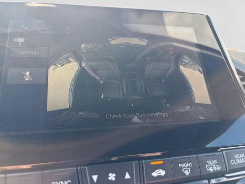 Used 2021 Honda Odyssey Touring image 25