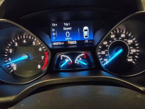 Used 2018 Ford Escape SE FWD image 23