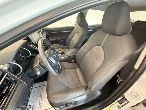 Used 2023 Toyota Camry LE FWD image 13