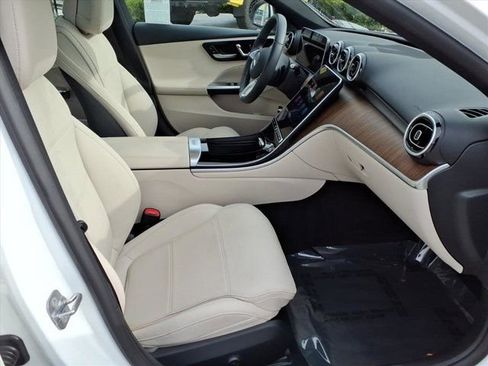 Used 2025 Mercedes-Benz C 300 C 300 image 16