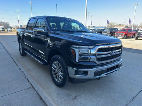 New 2025 Ford F150 Lariat w/ Equipment Group 501A Mid image 2