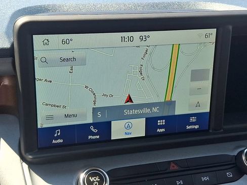 Used 2024 Ford Maverick Lariat FWD image 17