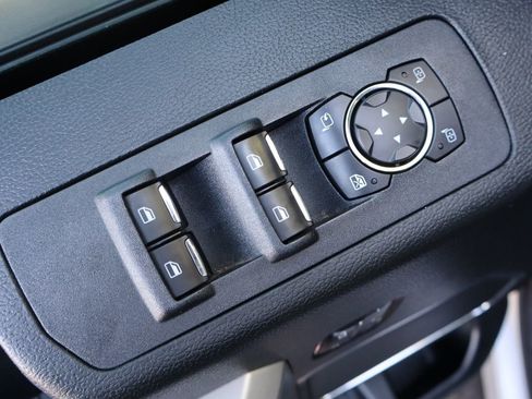 Used 2019 Ford F150 Lariat w/ Equipment Group 502A Luxury AWD/4WD image 27