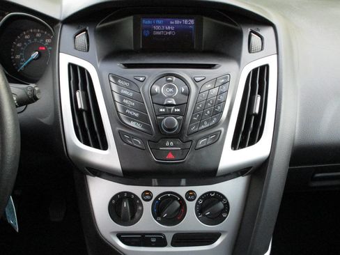 Used 2013 Ford Focus SE image 19