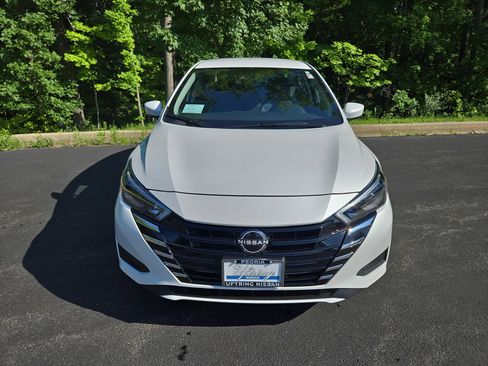 New 2025 Nissan Versa SV w/ Trunk Package image 7