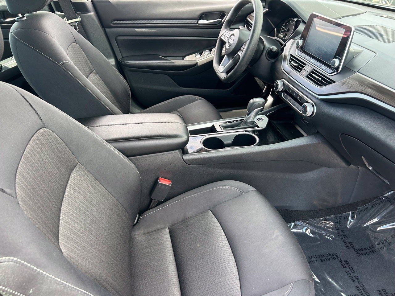 Certified 2024 Nissan Altima 2.5 SV FWD image 12