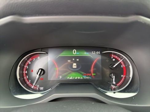 Used 2023 Toyota RAV4 XLE Premium image 23