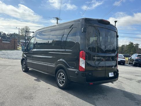 Used 2024 Ford Transit 350 XL image 9