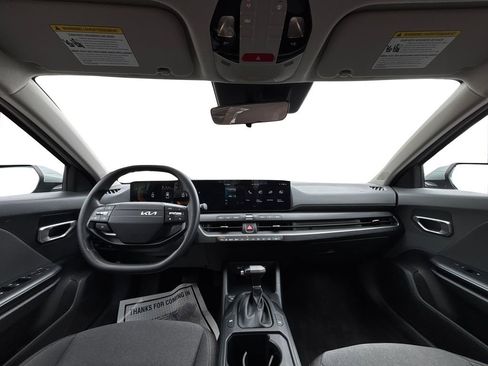 Used 2025 Kia K4 LXS image 15