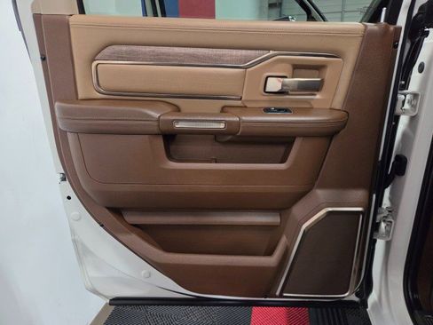 Used 2022 RAM 3500 Limited image 35