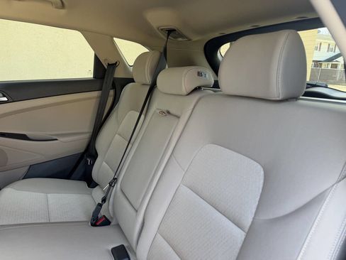 Used 2016 Hyundai Tucson SE w/ Option Group 02 image 12