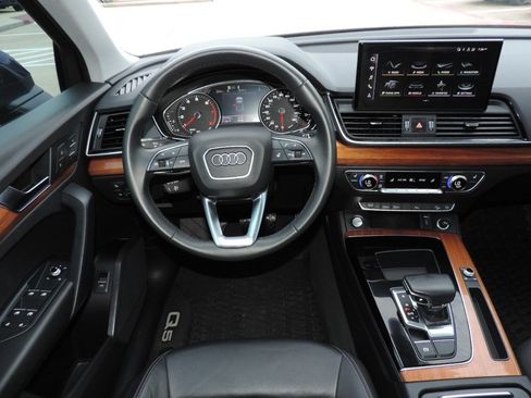 Used 2022 Audi Q5 2.0T Premium w/ Convenience Package AWD/4WD image 25