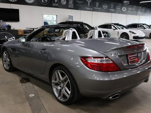 Used 2015 Mercedes-Benz SLK 250 image 6