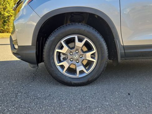 Used 2023 Honda Passport TrailSport image 26