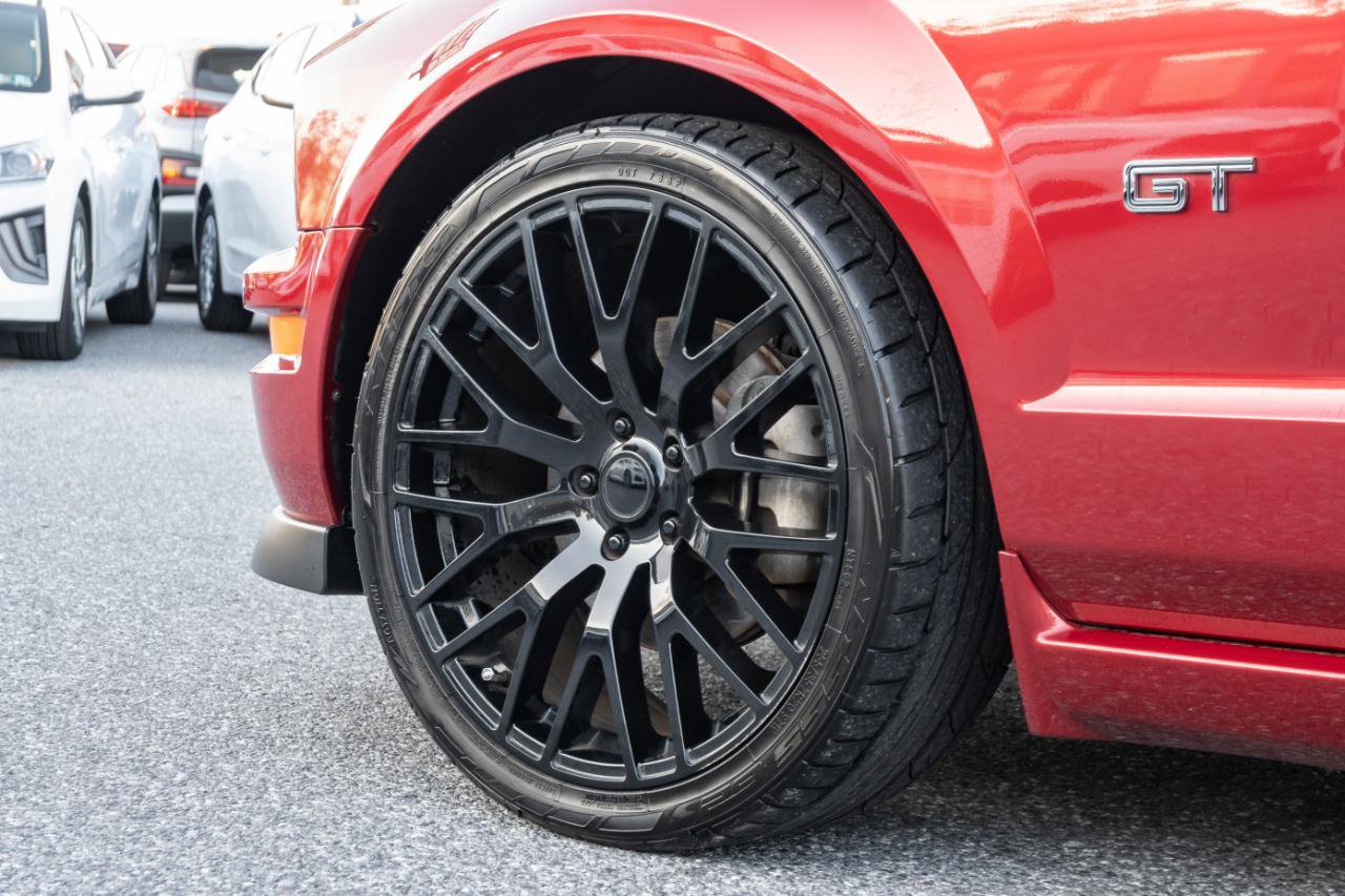 Used 2006 Ford Mustang GT Premium RWD image 19