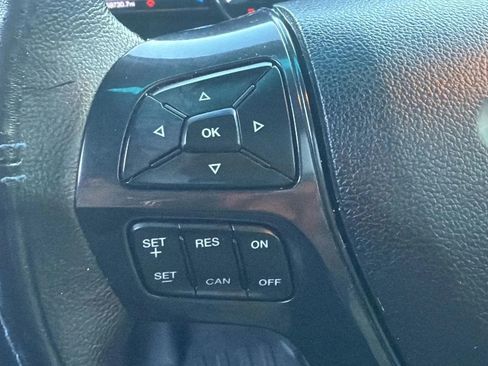 Used 2016 Ford Explorer XLT w/ Equipment Group 202A image 30