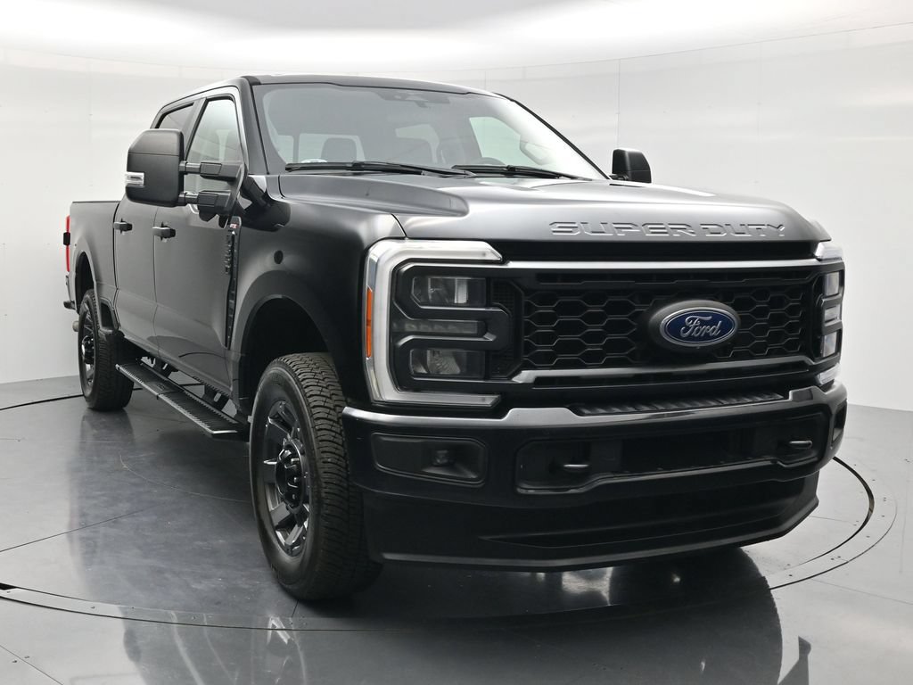 Used 2023 Ford F350 XL w/ STX Appearance Package AWD/4WD image 3